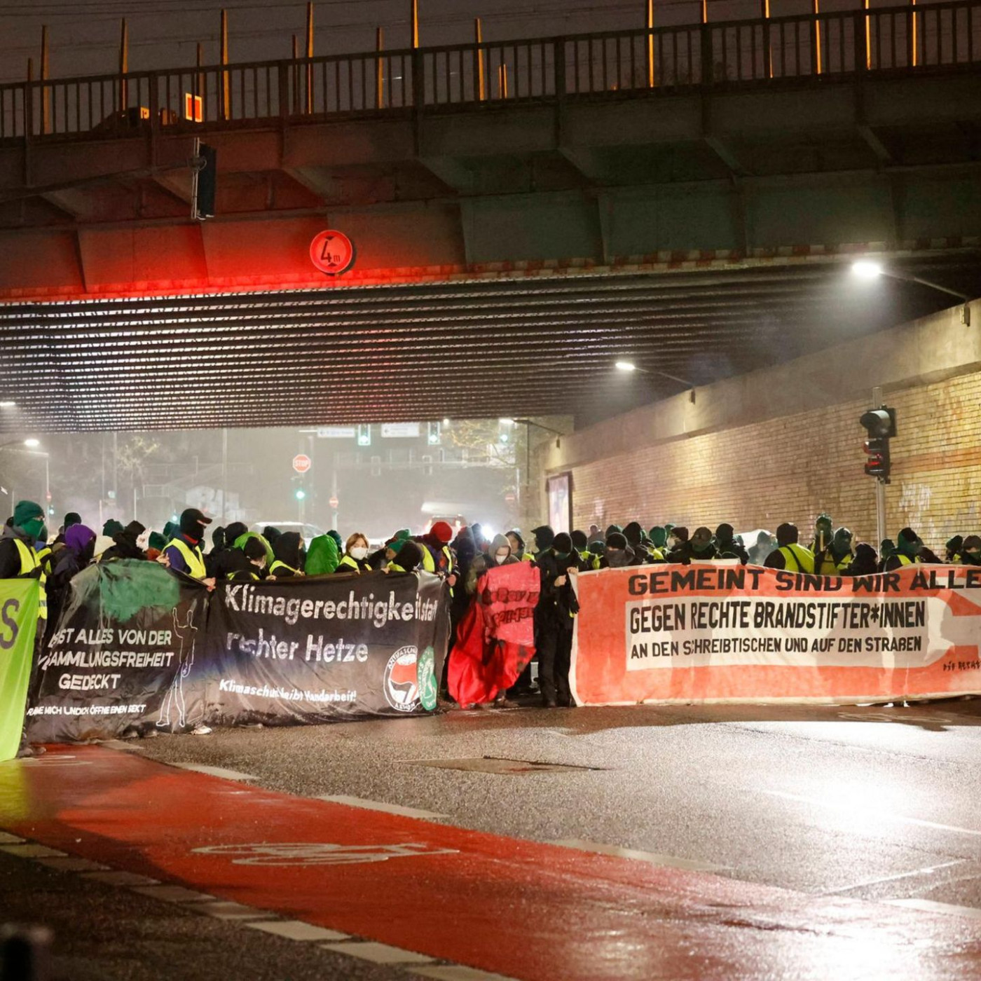 Großprotest gegen AfD-Jugend in Gießen – teilweise Straßen blockiert