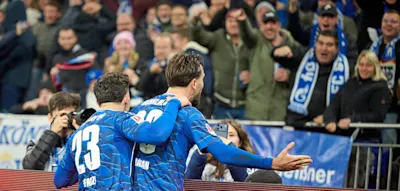 Schalke steckt zwei Dämpfer weg – und ist wieder Tabellenführer