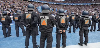 „Mit Tätern diskutiert man nicht, die nimmt man fest“