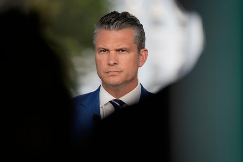 Angriff auf mutma&szlig;liches Drogenboot: Hegseth sieht Verantwortung bei Admiral