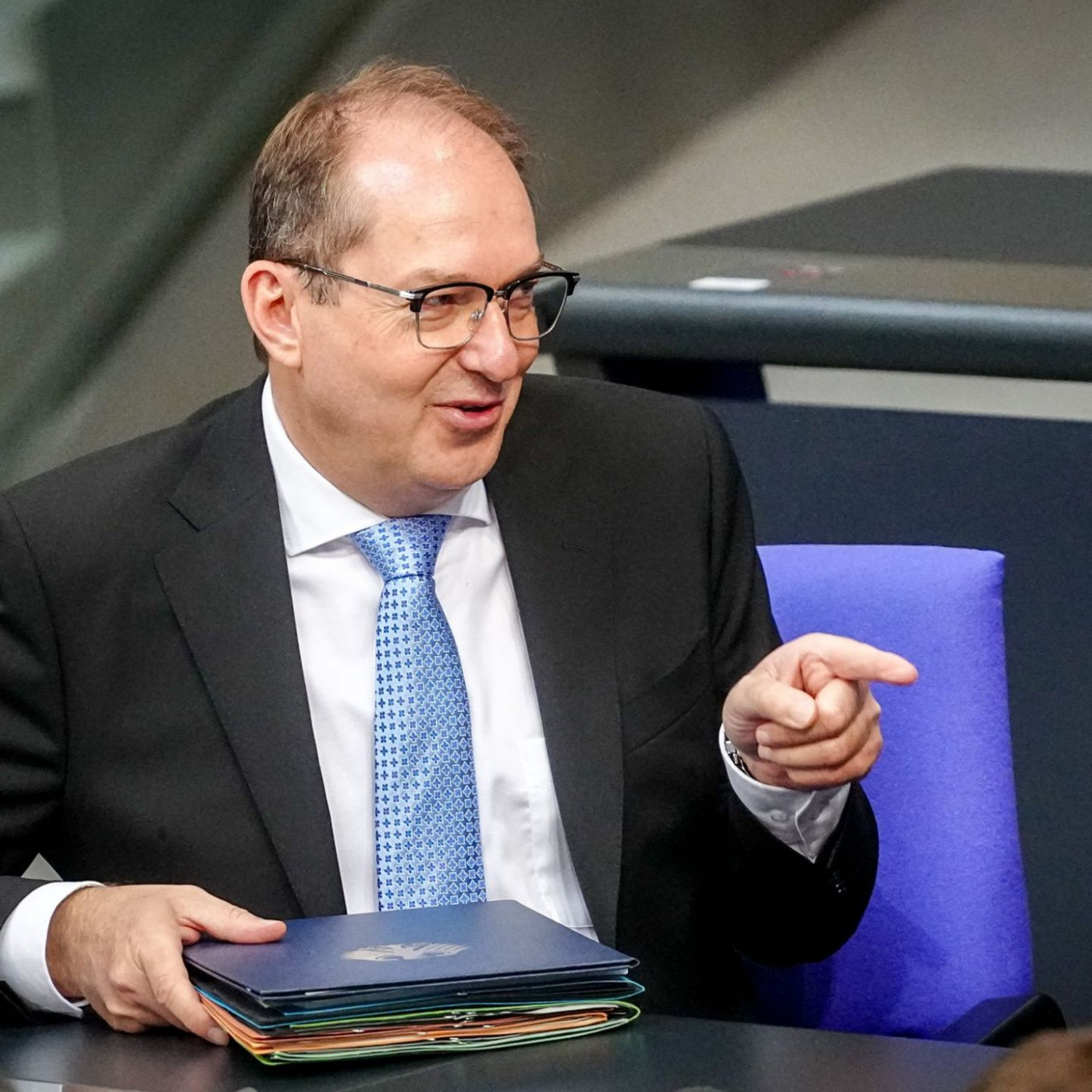 Zehn Jahre Einb&uuml;rgerungssperre bei falschen Angaben