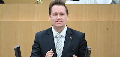 &bdquo;Einmal kurz die Fresse halten&ldquo;, schreit der AfD-Abgeordnete den CDU-Politiker an