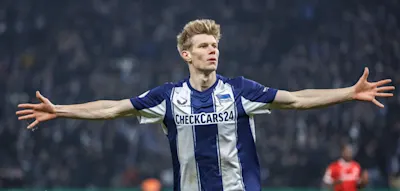 Hertha &uuml;berrollt Kaiserslautern und tr&auml;umt vom Finale daheim