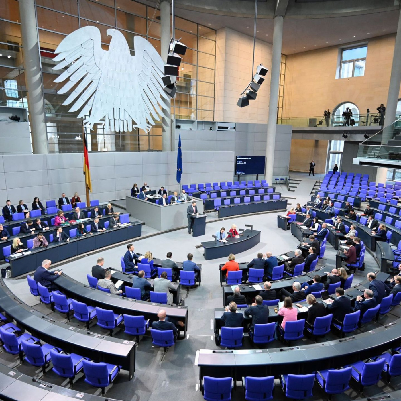 Pendler, Gastro, Ehrenamt: Bundestag beschlie&szlig;t Entlastung