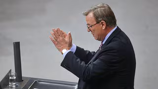 Ramelow erkl&auml;rt Enthaltung der Linken bei Renten-Abstimmung