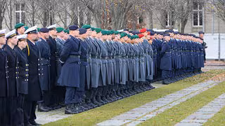 Bundestag beschlie&szlig;t neuen Wehrdienst