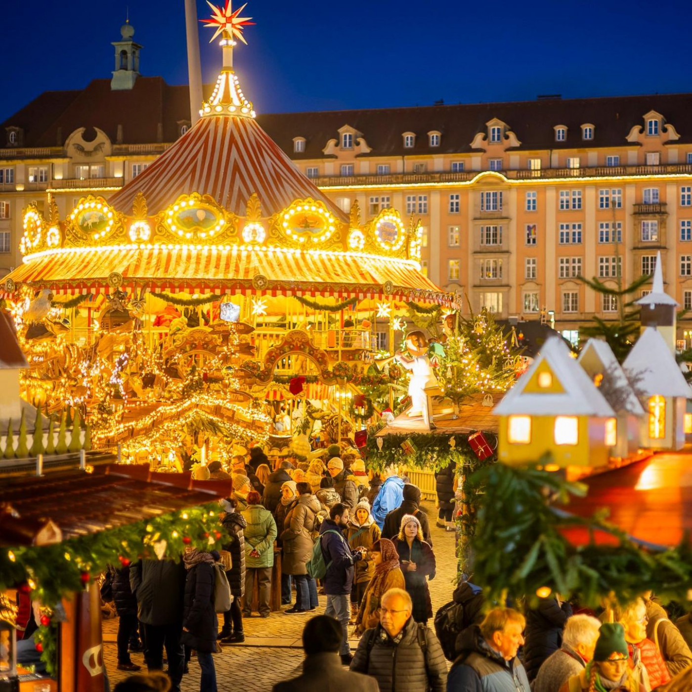 &Uuml;bernachten mit Blick auf den Weihnachtsmarkt