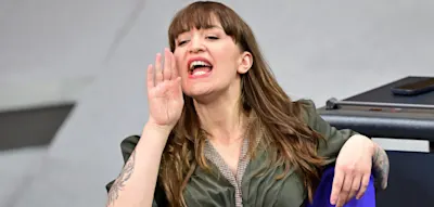 Gr&uuml;ne und Linke streiten lautstark &ndash; &bdquo;Das ist eine absolute Schande&ldquo;, ruft Reichinnek