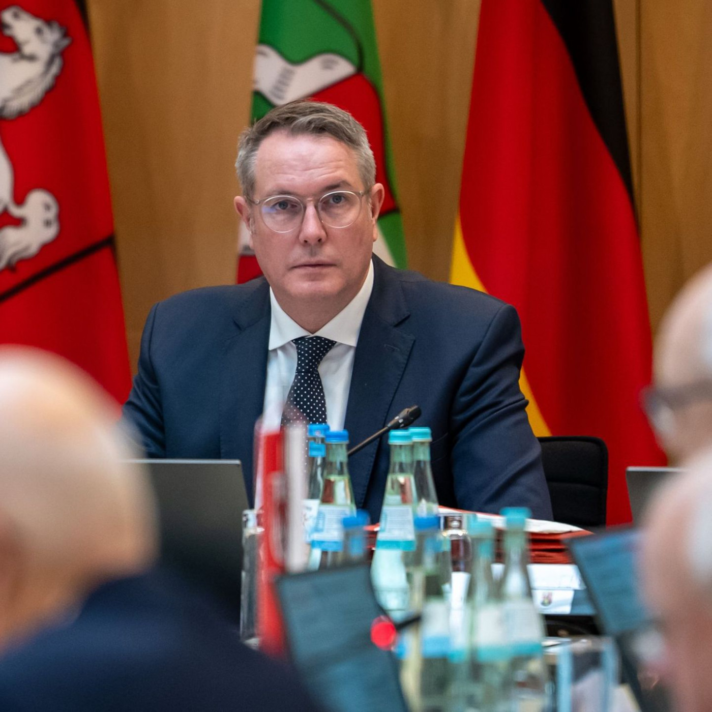 L&auml;nder fassen Plan f&uuml;r modernen Staat - Finanzfrage vertagen