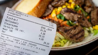 Bundestag beschlie&szlig;t Steuerentlastungen f&uuml;r B&uuml;rger und Gastronomie