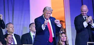 &bdquo;Ein neuer Tiefpunkt&ldquo; &ndash; Weltweites Entsetzen &uuml;ber WM-Show f&uuml;r Trump