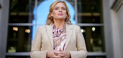 Kl&ouml;ckner fordert f&uuml;r Bundestag Ausschluss von Mitarbeitern wegen Sicherheitsbedenken