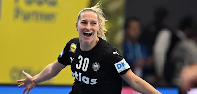 Deutsche Handballerinnen spazieren ins WM-Halbfinale