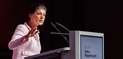 F&uuml;r Wagenknecht spielt die Regierung &bdquo;in einer Liga mit der Ampel&ldquo; &ndash; Kritik auch von den Gr&uuml;nen