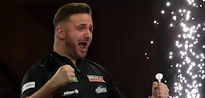&bdquo;In der Hose geknistert&ldquo; &ndash; Deutscher Traumstart in die Darts-WM