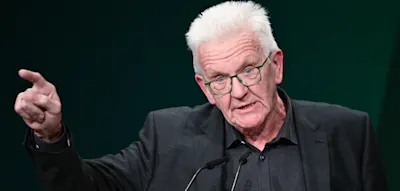 &bdquo;Endlich elende Antriebsdebatte beenden&ldquo;, fordert Kretschmann