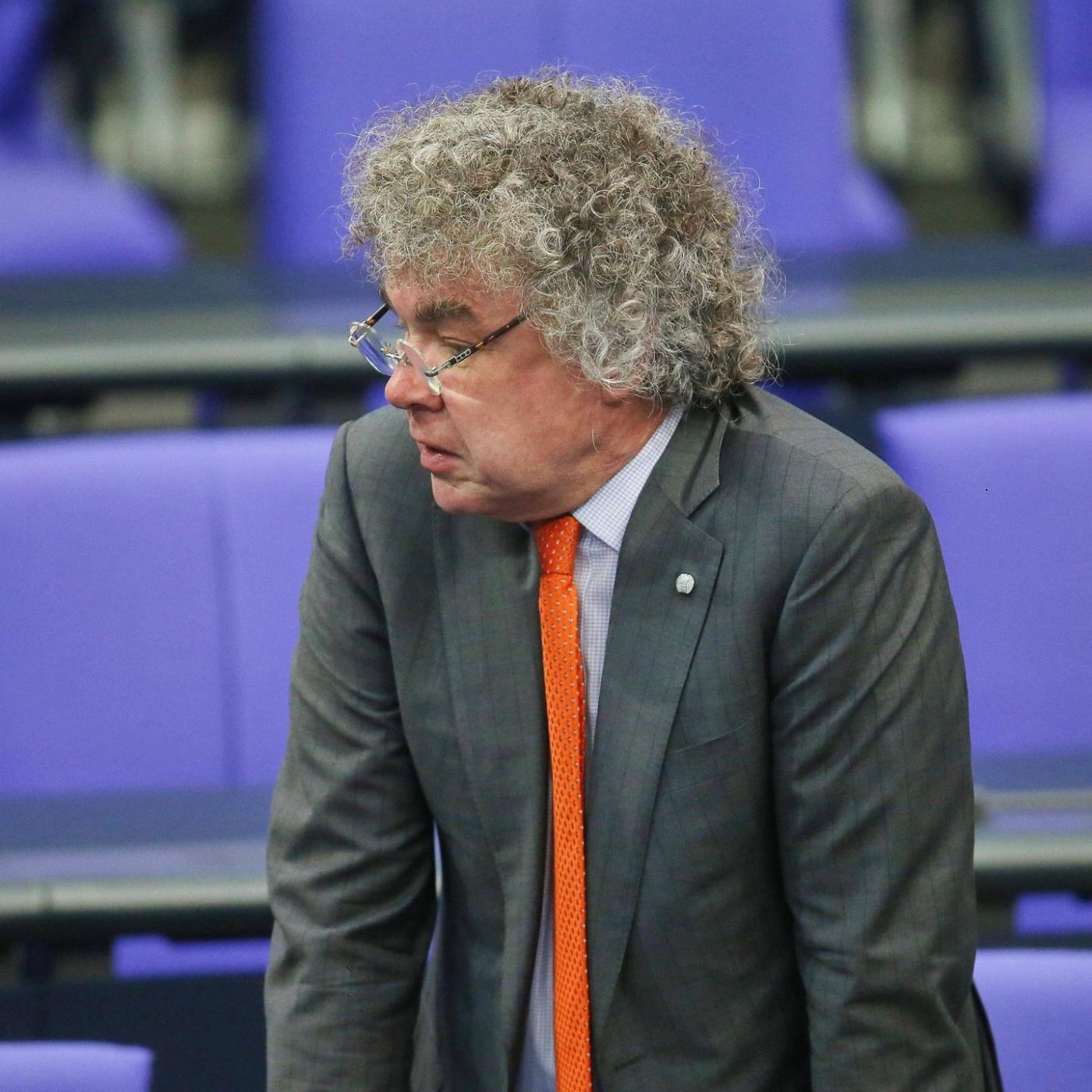 AfD-Abgeordneter Matthias Moosdorf wegen Hitlergru&szlig;es in Bundestag angeklagt