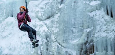 Canyoning im verschneiten Wallis &ndash; eine einzige Adrenalin-Tour