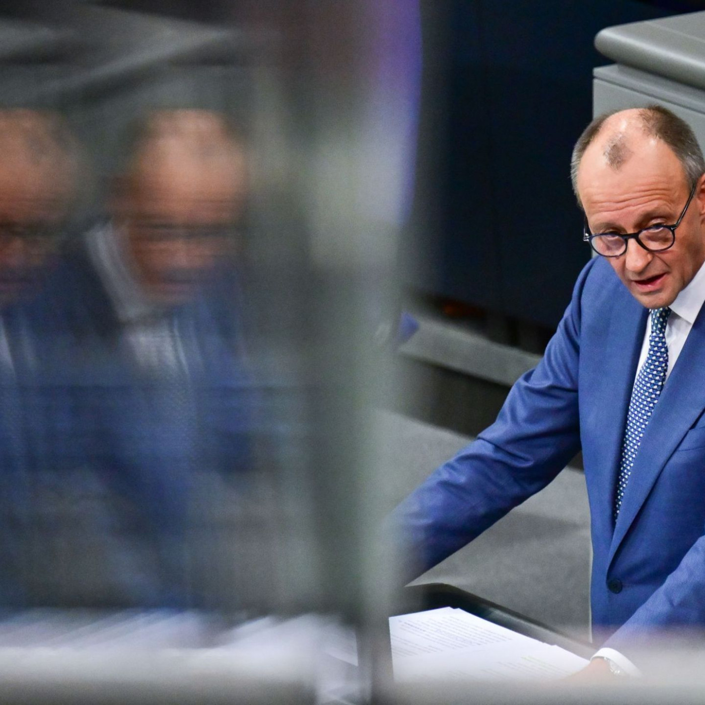 Merz: "Wir sind kein Spielball von Gro&szlig;m&auml;chten"