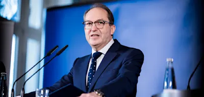 Dobrindt will Aufnahme-Zusage gegen&uuml;ber weiteren 535 Afghanen einhalten