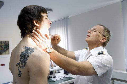 Diese Fragen m&uuml;ssen junge M&auml;nner beantworten