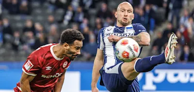 Rot kurz vor Spielende &ndash; und Sekunden vor dem Abpfiff dann der Schock f&uuml;r Hertha