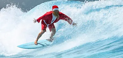 Das Christkind kennen Sie &ndash; aber auch den surfenden Santa?