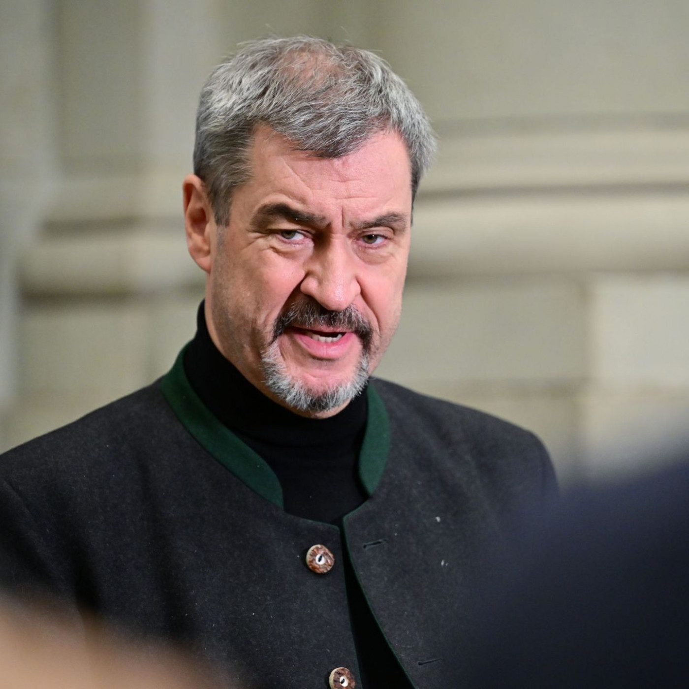 Markus S&ouml;der lie&szlig; sich zu Weihnachten operieren