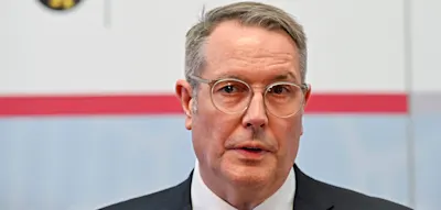 &bdquo;H&ouml;re st&auml;ndig ihre private Meinung&ldquo; &ndash; Ministerpr&auml;sident Schweitzer kritisiert Ministerin Reiche