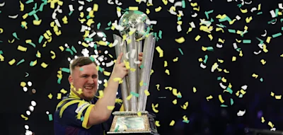 Littler k&auml;mpft erst mit einer Wespe &ndash; und dann mit seinen Emotionen