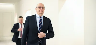 Regierungskrise in Brandenburg &ndash;&nbsp;Woidke-Koalition verliert Mehrheit