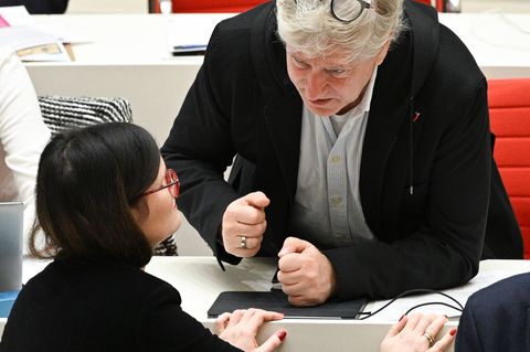 Potsdamer Koalition ohne Mehrheit - BSW verliert Abgeordnete