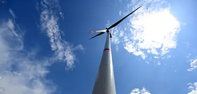 A44 gesperrt &ndash; Fl&uuml;gel von Windrad k&ouml;nnte abbrechen