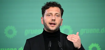 &bdquo;Offenbar hat Dobrindt keine Ahnung, wie er dieser Bedrohung begegnen soll&ldquo;, sagt Banaszak