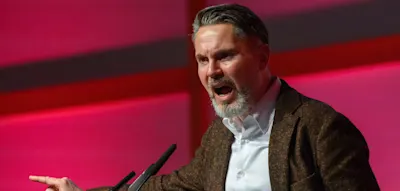 &bdquo;H&auml;lt sich f&uuml;r Ludwig XIV.&ldquo; &ndash;&nbsp;BSW-Chef De Masi verklagt Kommissionspr&auml;sidentin von der Leyen