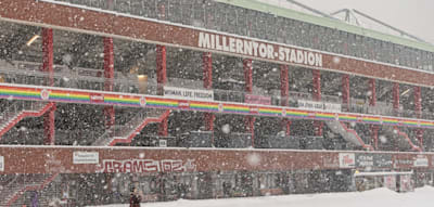 Schnee-Chaos &ndash; Erstes Bundesliga-Spiel abgesagt