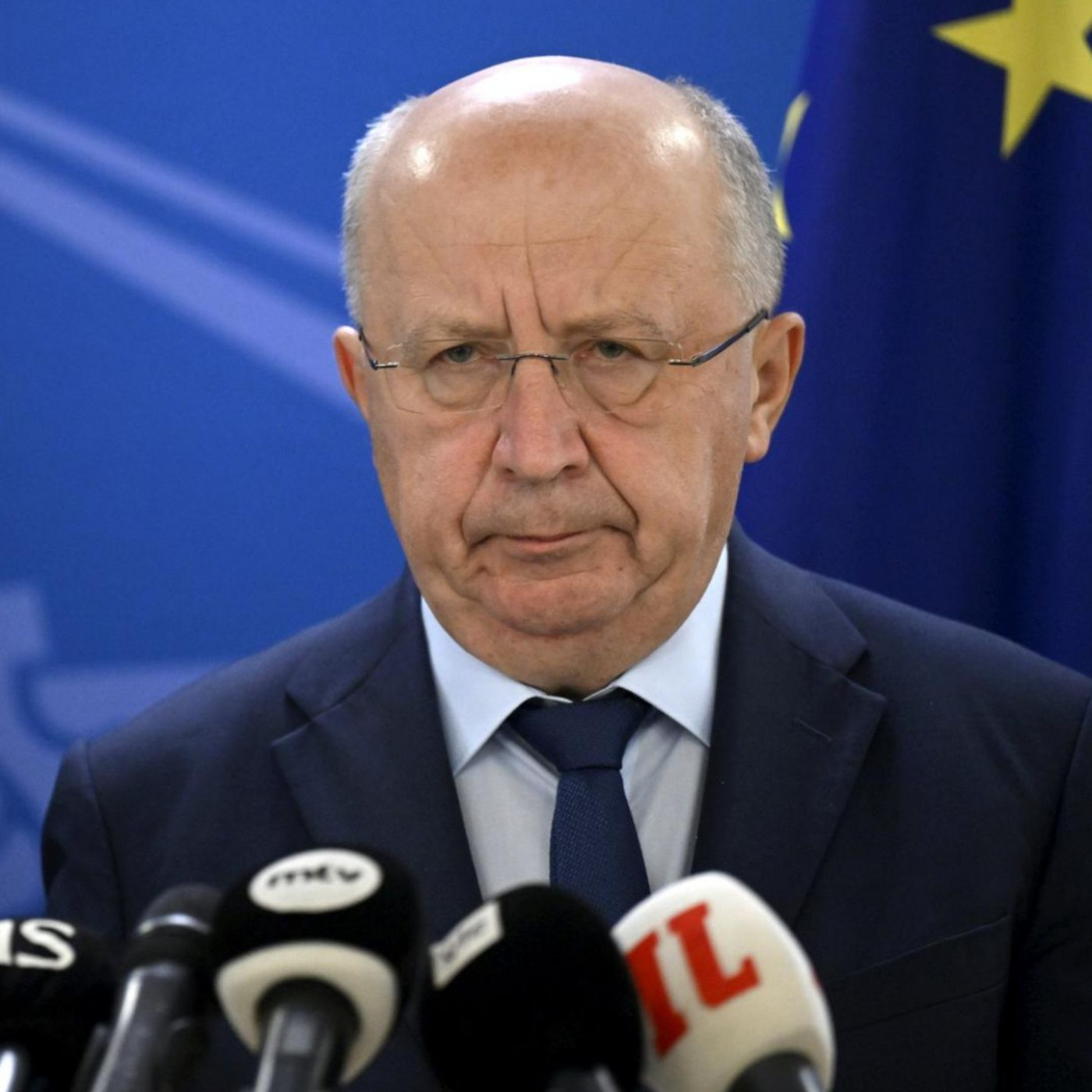 EU-Verteidigungskommissar schl&auml;gt europ&auml;ische Armee mit 100.000 Soldaten vor