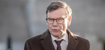 &bdquo;Regime ⁠hat offensichtlich keine Legitimit&auml;t mehr&ldquo;, sagt Wadephul und droht Sanktionen an