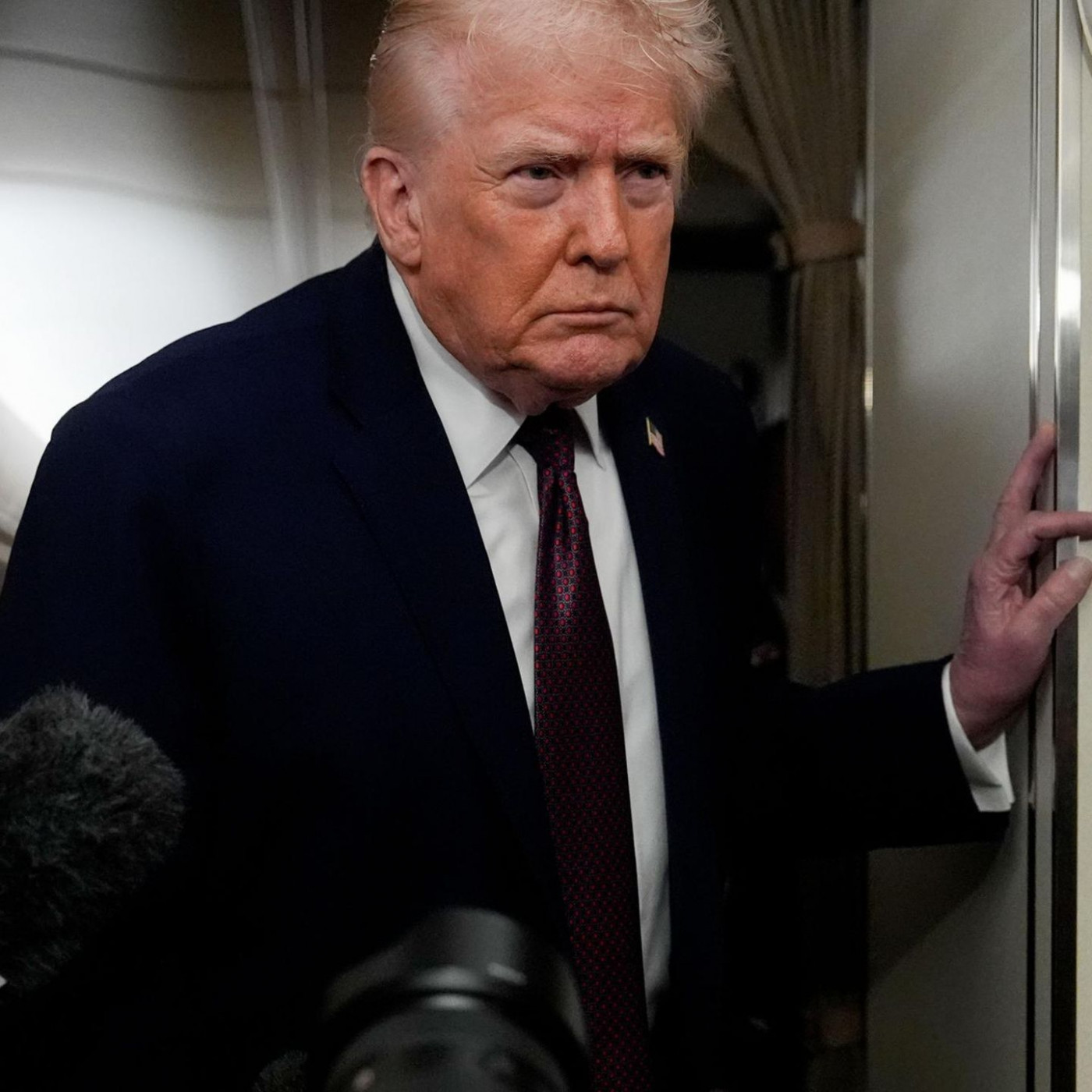 Trump schlie&szlig;t Luftangriffe gegen Iran nicht aus