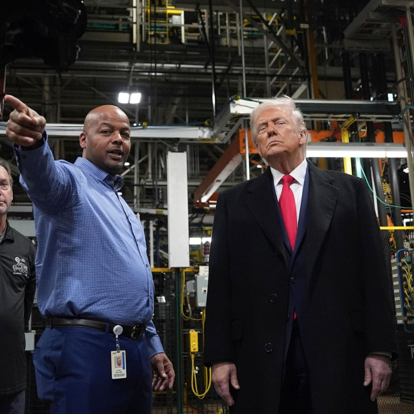 Trumps Mittelfinger beschert suspendiertem Ford-Arbeiter 250.000 Dollar