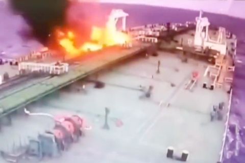 Ukraine attackiert &Ouml;ltanker &ndash; Video zeigt Moment des Einschlags