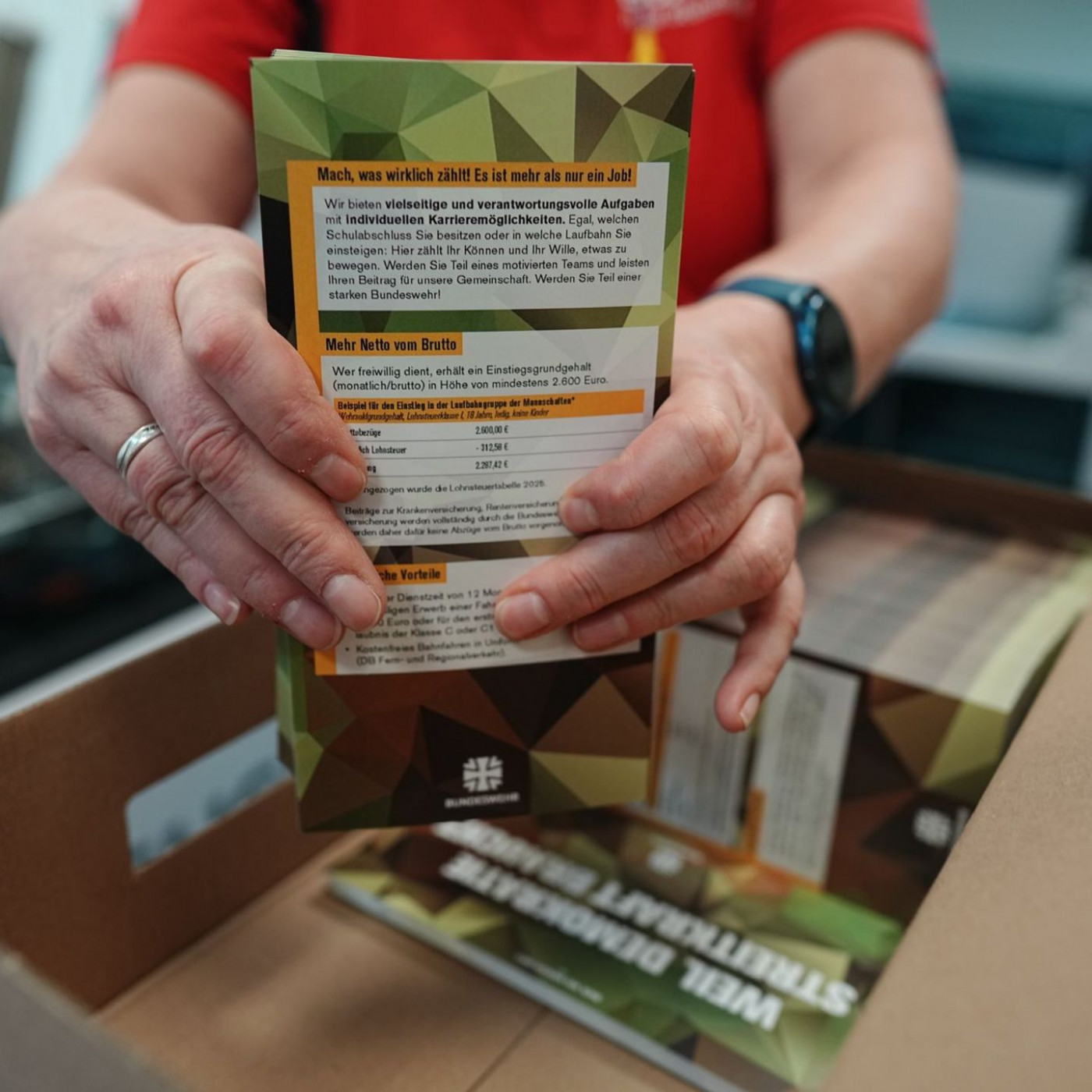 Post vom Bund: Frageb&ouml;gen zum Wehrdienst sind unterwegs