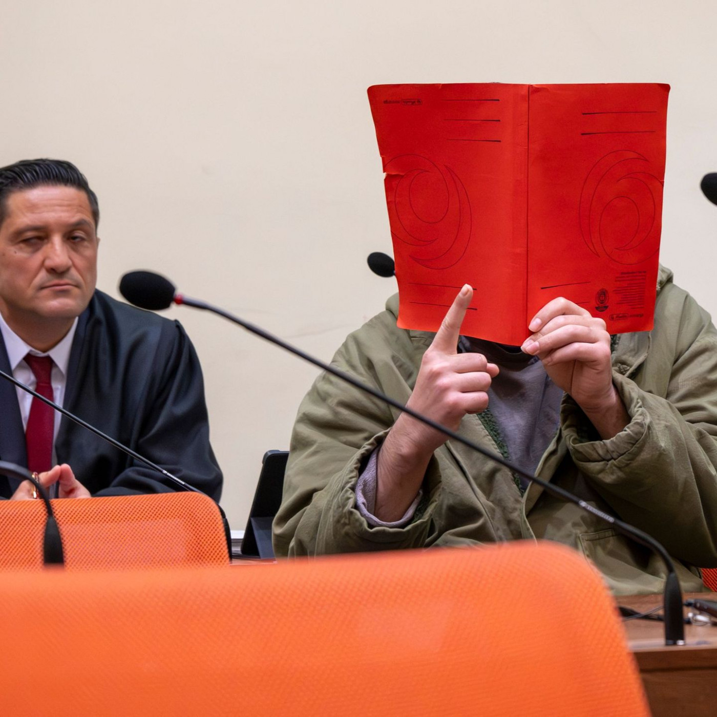 Prozess um Anschlag &ndash; Schweigen und klare Geste