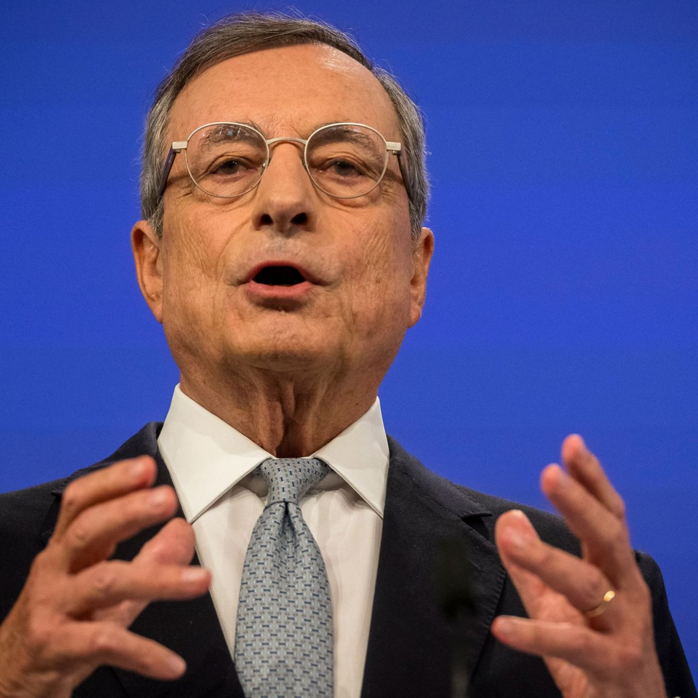 Karlspreis f&uuml;r fr&uuml;heren Europ&auml;ische-Zentralbank-Chef Draghi