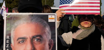 Schah-Sohn Pahlavi ruft zu Protesten auf &ndash; Chamenei gibt Trump Schuld an Massenprotesten