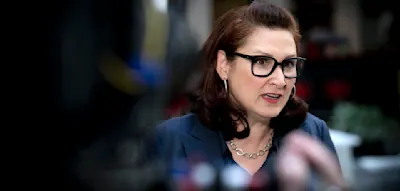 Bundeswehr muss Soldatinnen vor Bel&auml;stigung sch&uuml;tzen, fordert Ataman