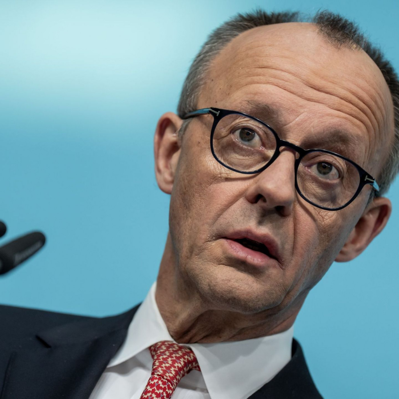 Merz bekr&auml;ftigt seine Kritik an H&ouml;he des Krankenstandes