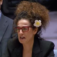 Iranische Journalistin berichtet &uuml;ber Protest-Opfer &ndash; und bricht in Tr&auml;nen aus