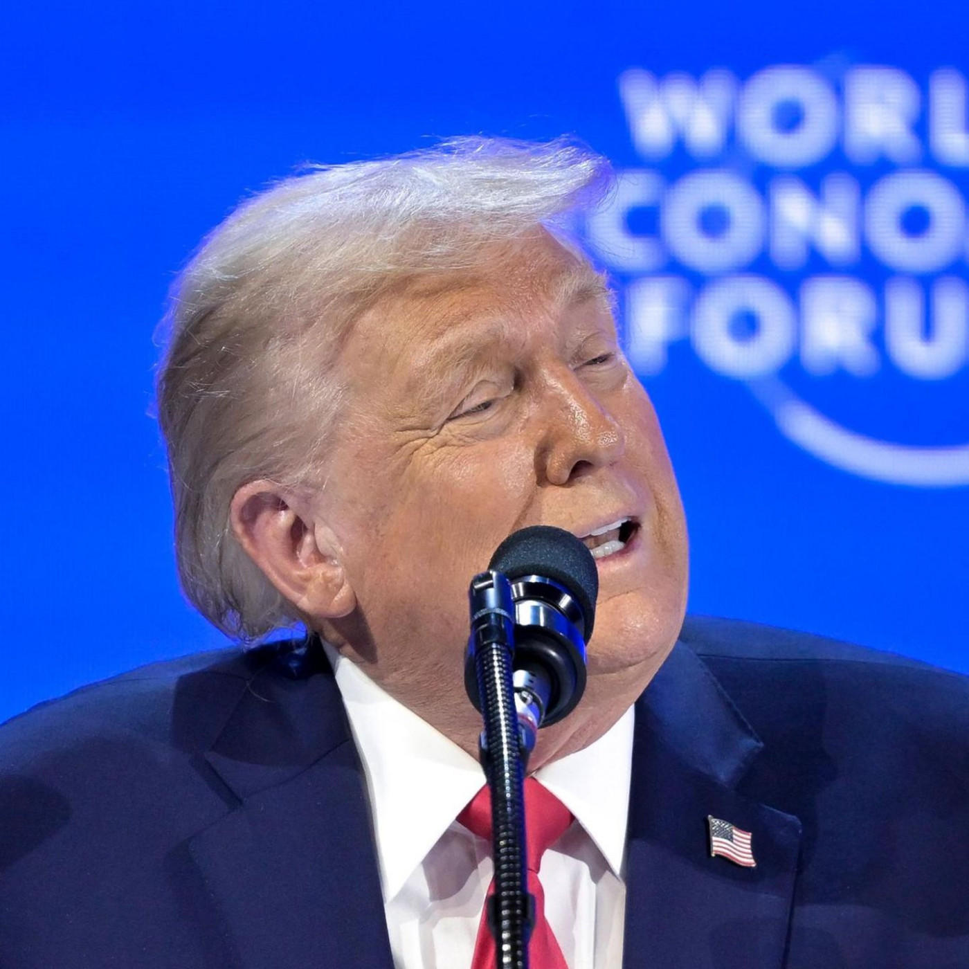 Lenkt da etwa jemand ein?