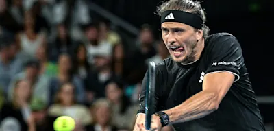 Einzug ins Achtelfinale &ndash; Am Ende &uuml;berrollt Zverev seinen Gegner